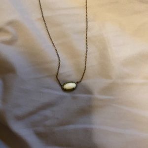 Kendra Scott Pendant necklace